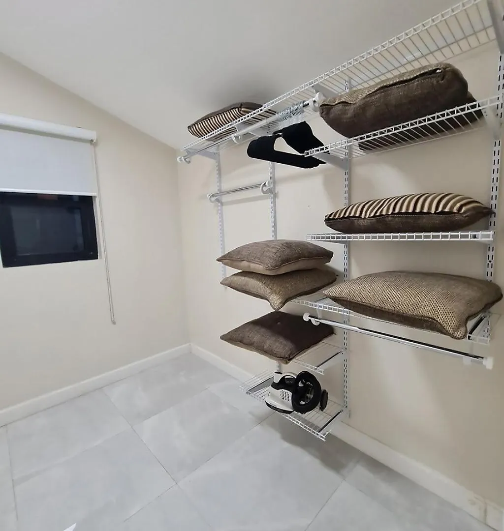 Cozy Stay With Private Jacuzzi Pool Old Harbour 592 0*,