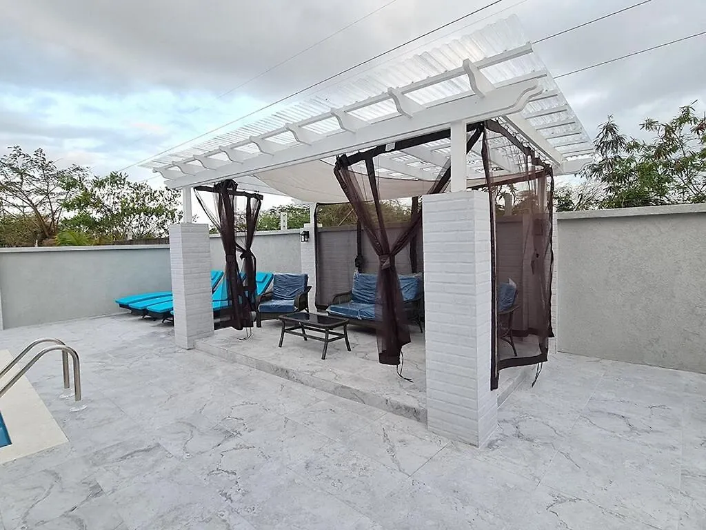 Cozy Stay With Private Jacuzzi Pool Old Harbour 592 Holiday home