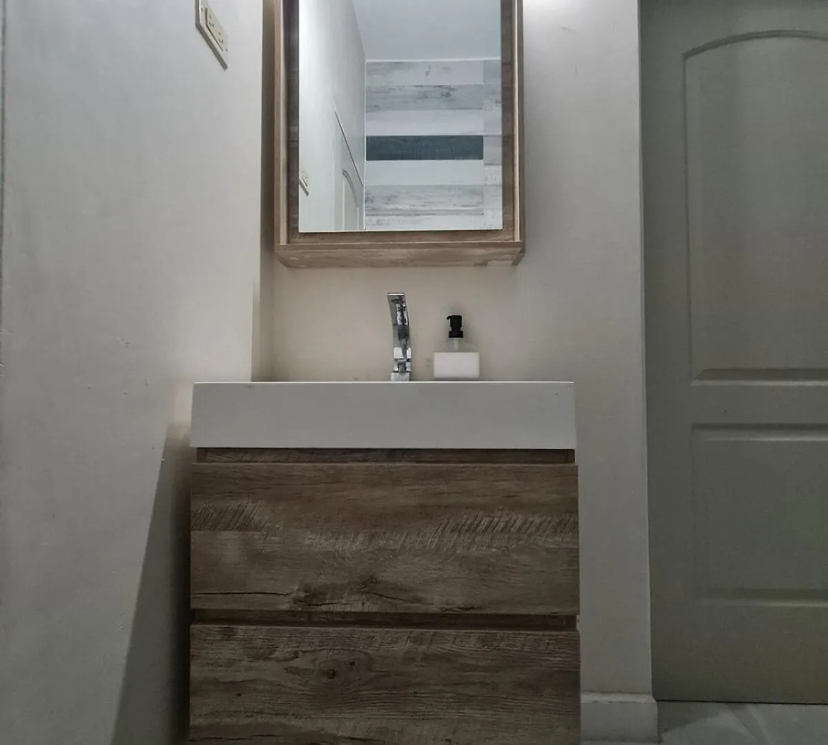 Cozy Stay With Private Jacuzzi Pool Old Harbour 592